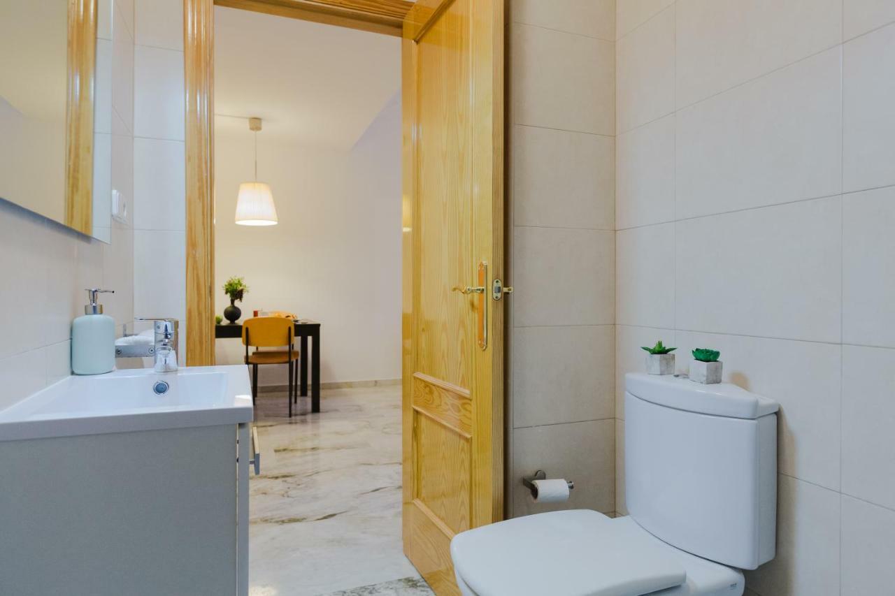 Apartamento Hola Málaga Atarazanas Exterior foto